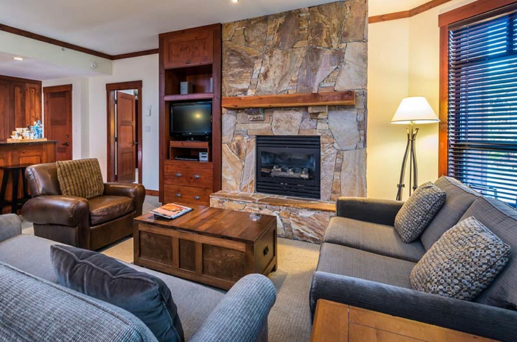 First Tracks Lodge Whistler Exterior foto