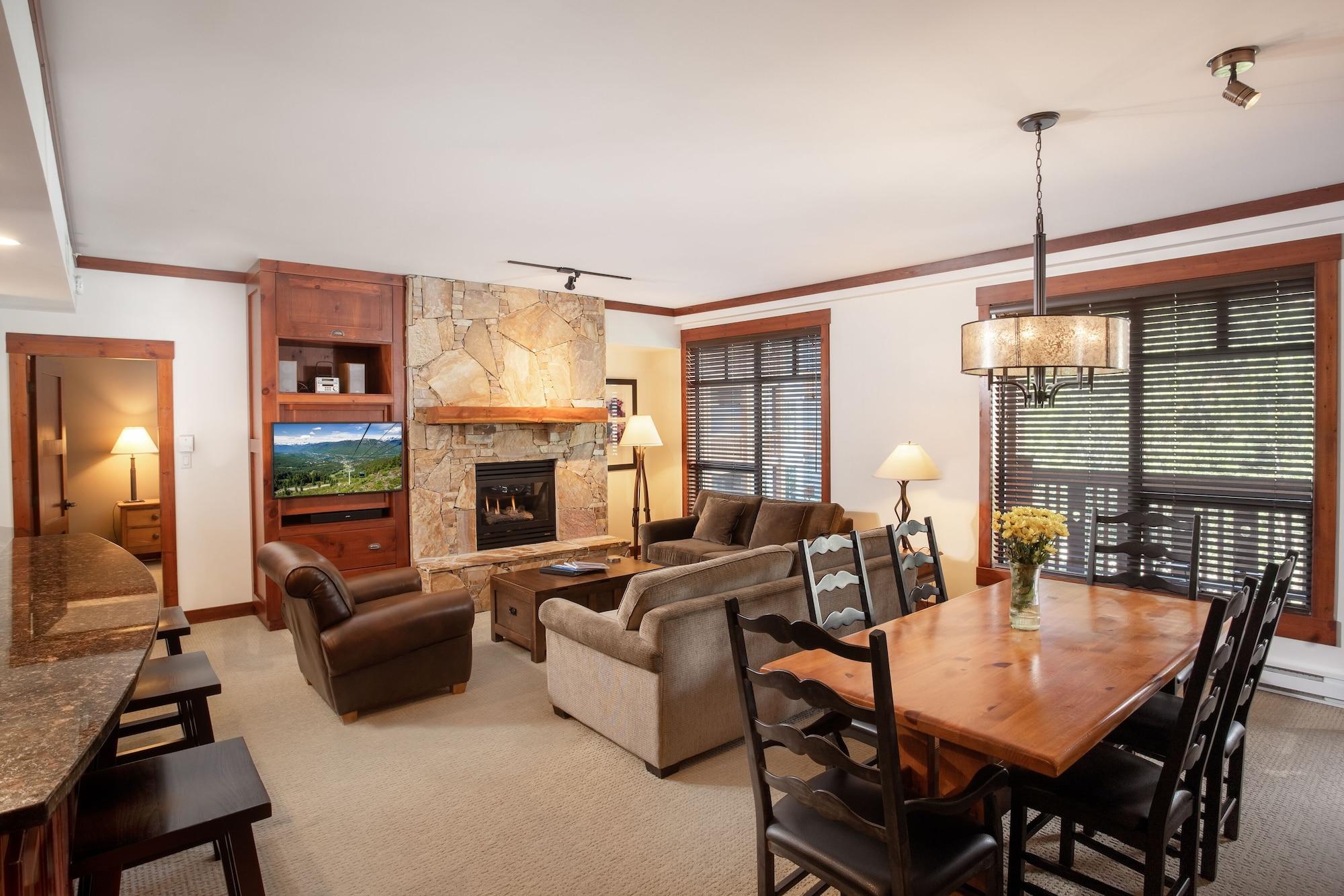 First Tracks Lodge Whistler Exterior foto