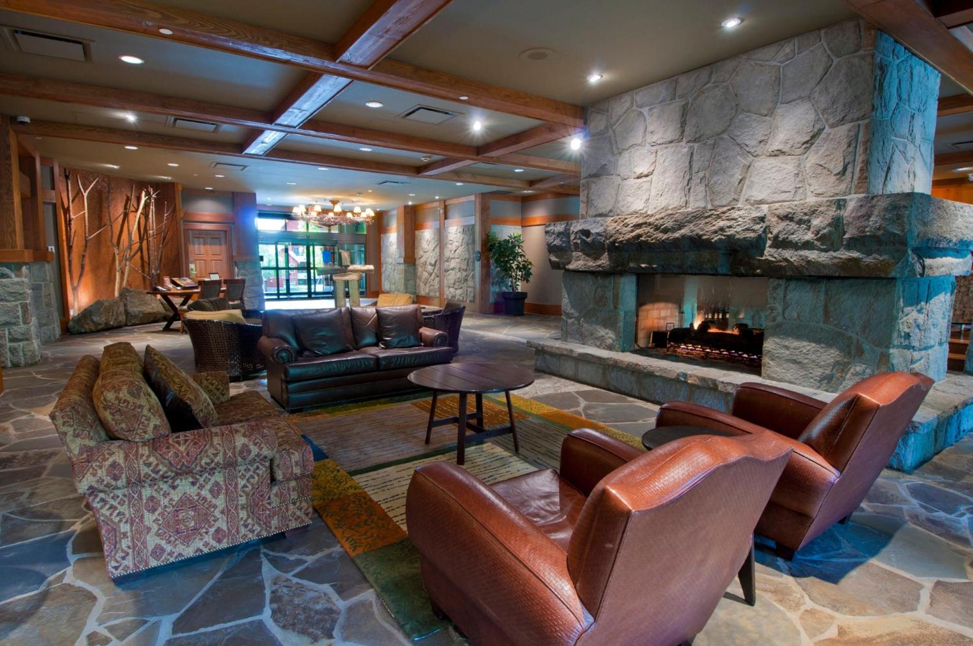First Tracks Lodge Whistler Exterior foto