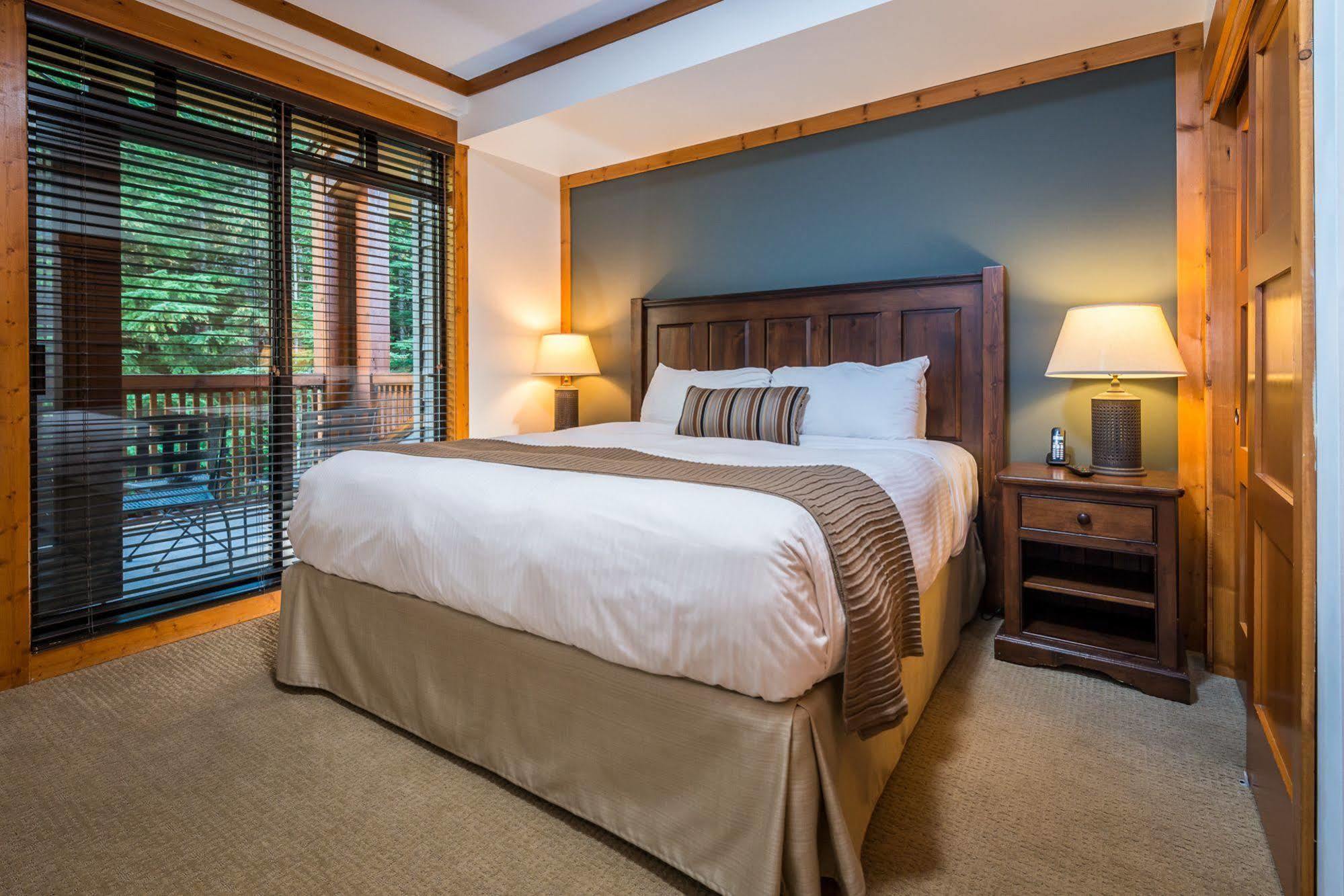 First Tracks Lodge Whistler Exterior foto